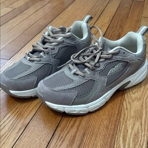 Avis Taupe Athletic Sneakers
